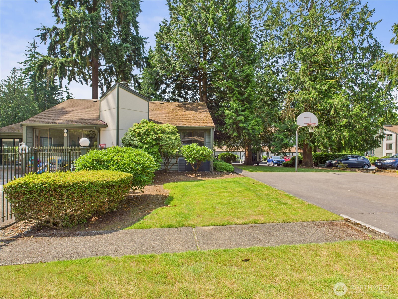 Property photo 35