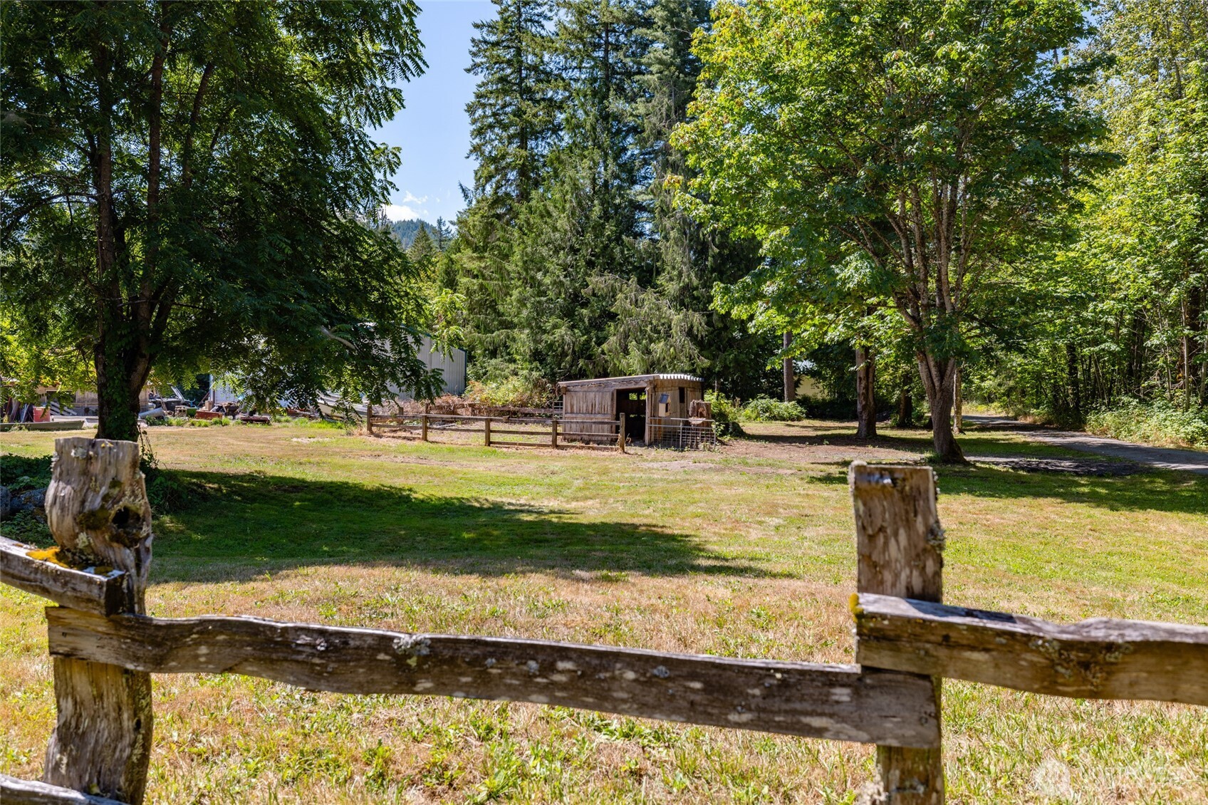 Property photo 37