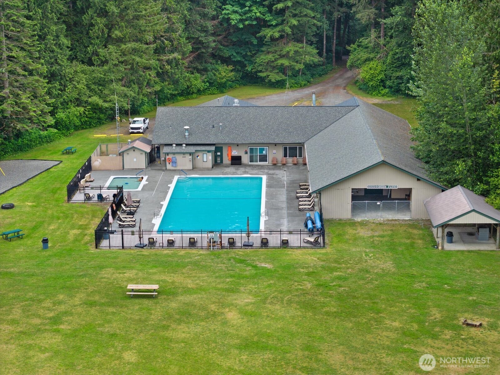 Property photo 32