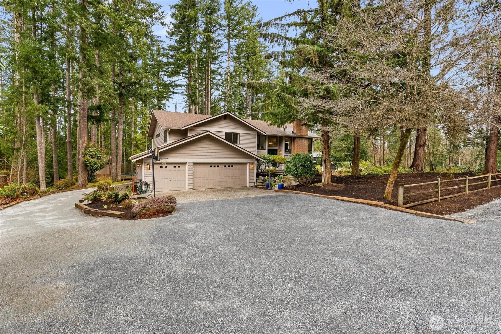 Property photo 40