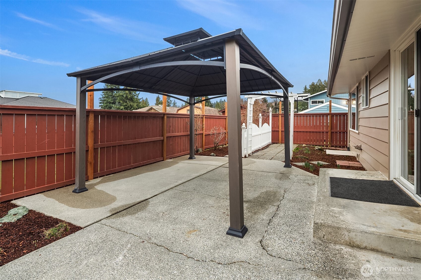 Property photo 28