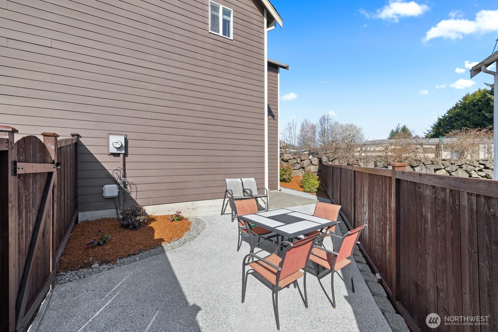 Property photo 32