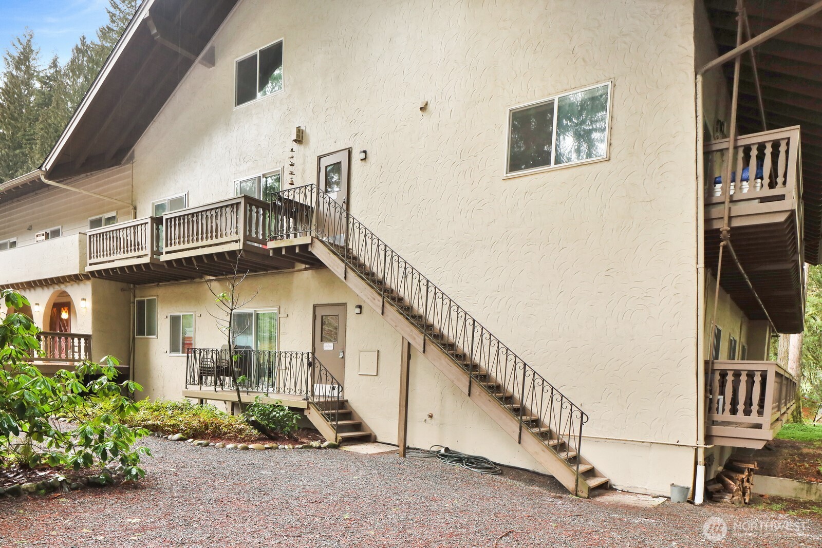 Property photo 38