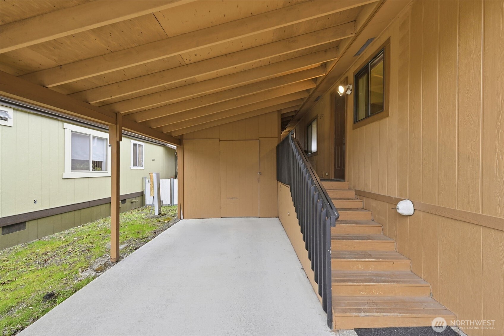 Property photo 35