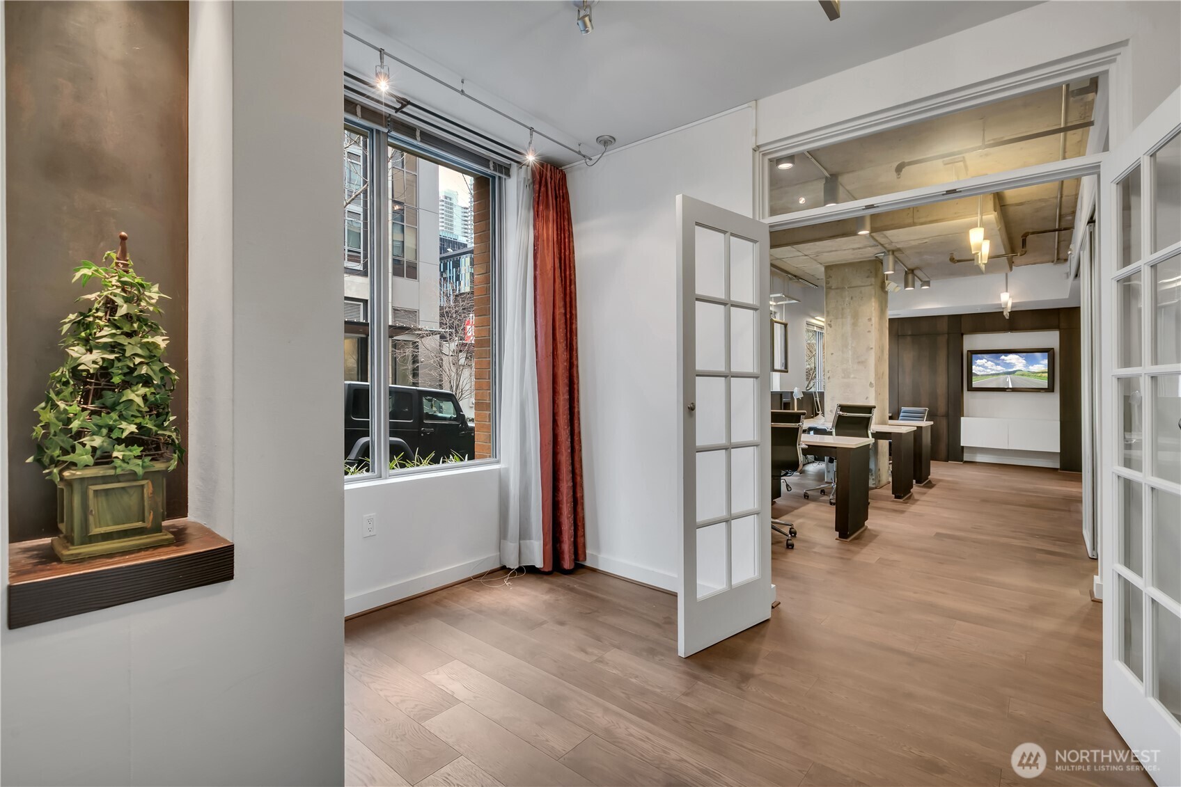 Property photo 31