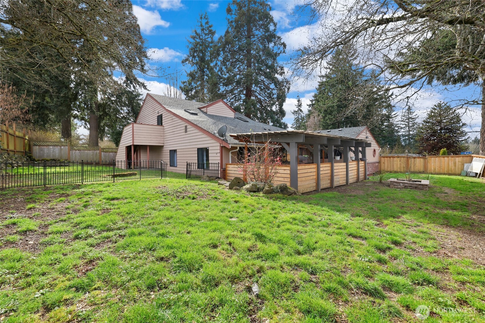 Property photo 32