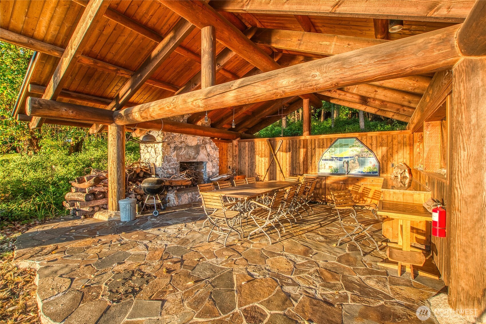 Property photo 33