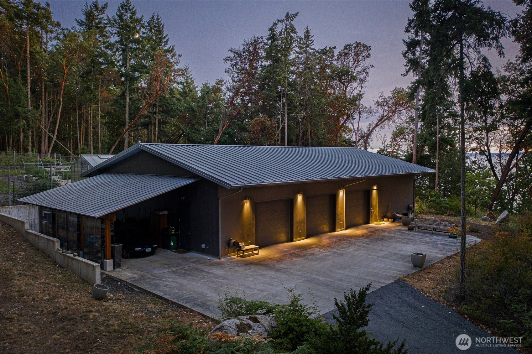Property photo 33