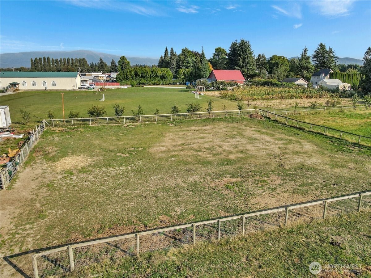 Property photo 24