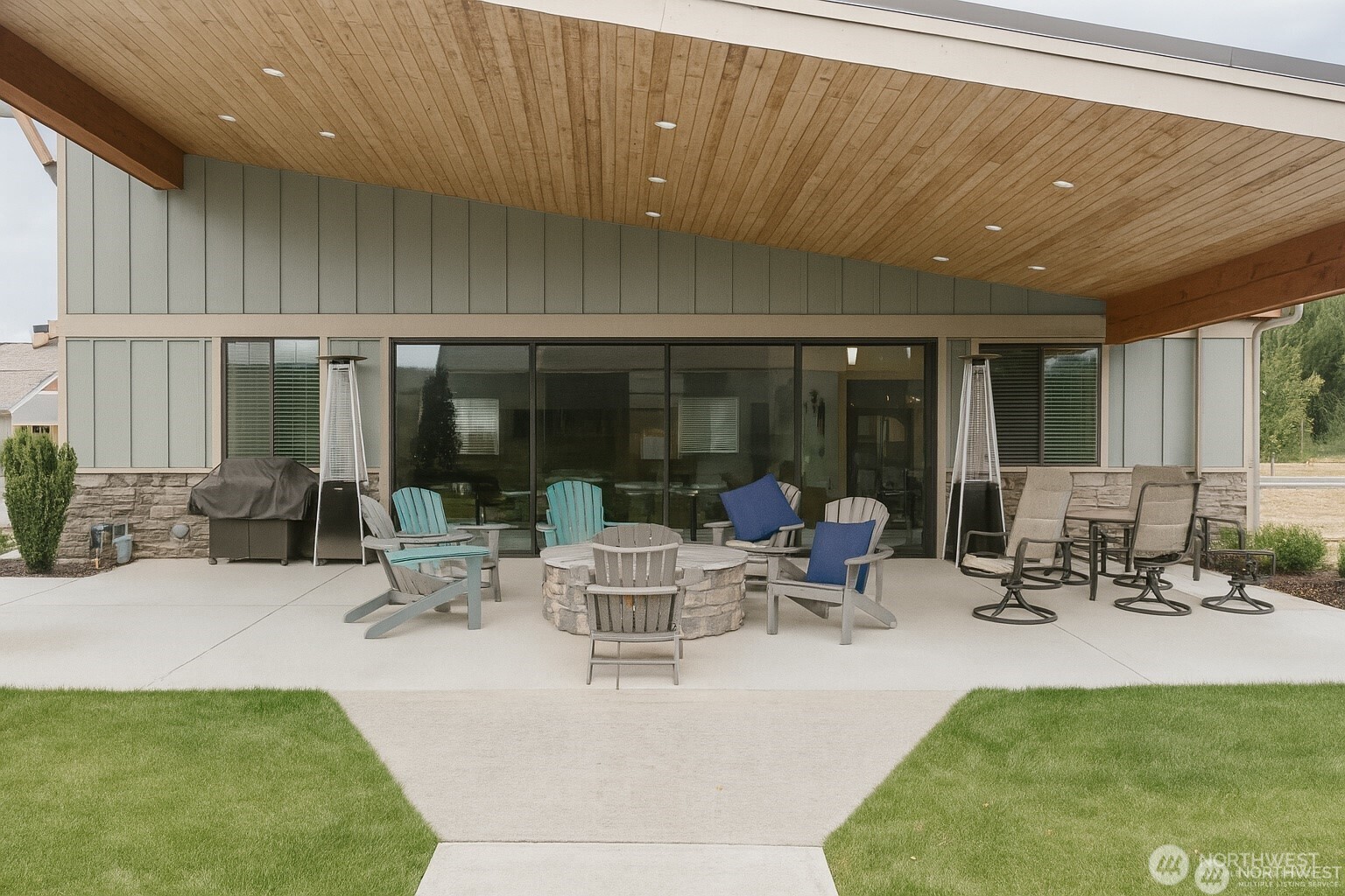 Property photo 35