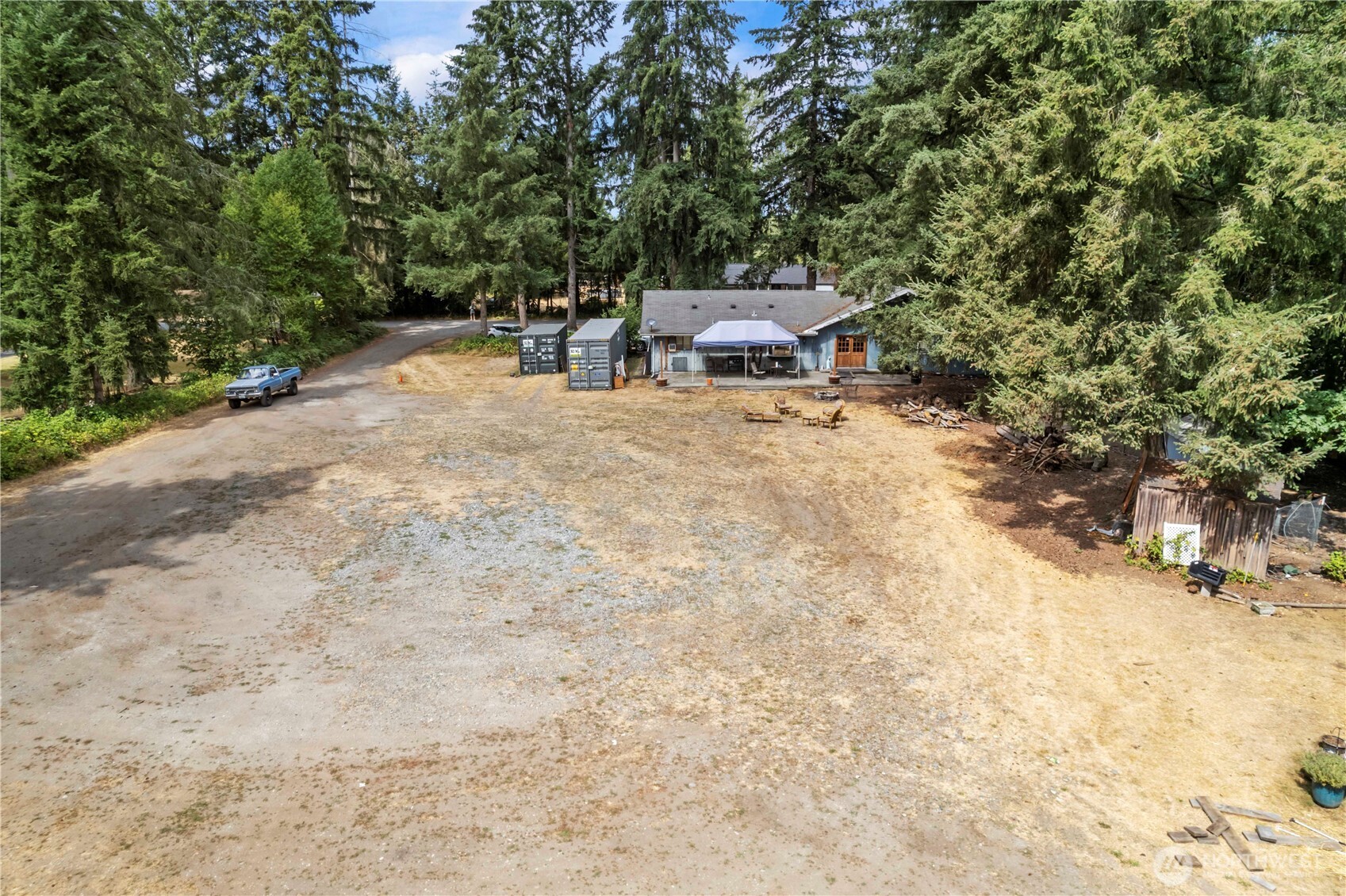 Property photo 38
