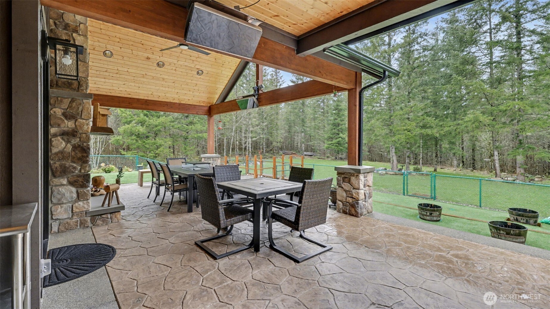 Property photo 32