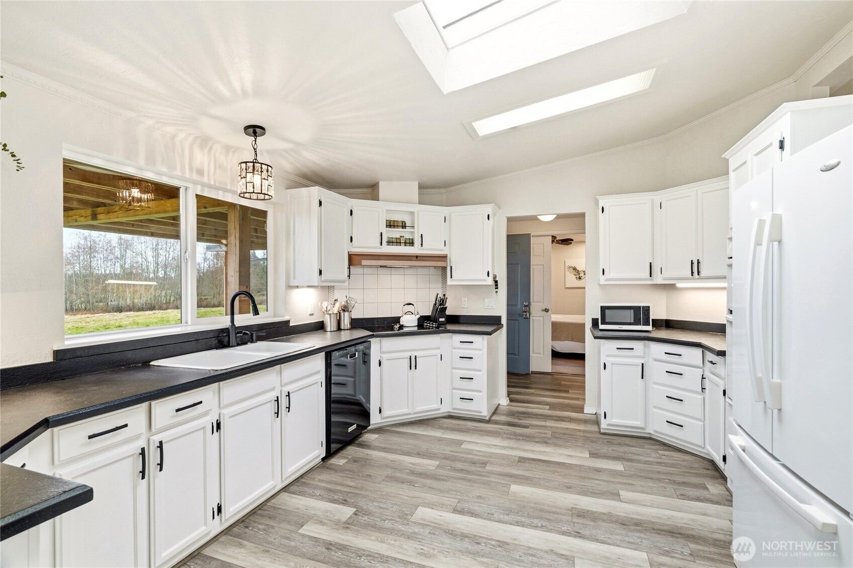Property photo 33
