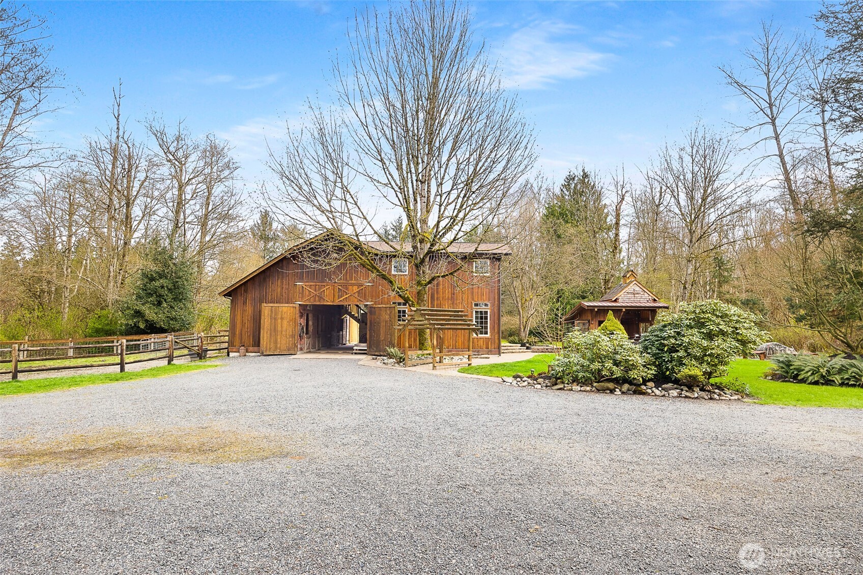 Property photo 35