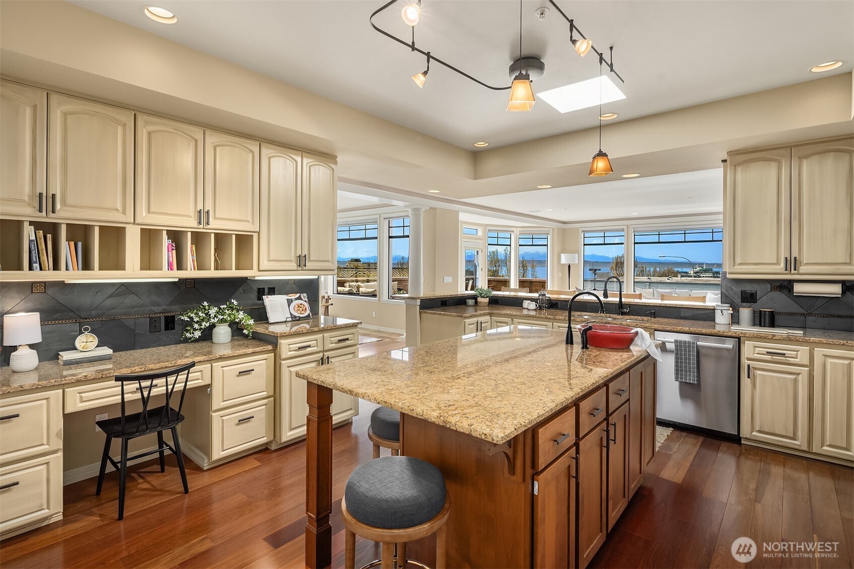 Property photo 14