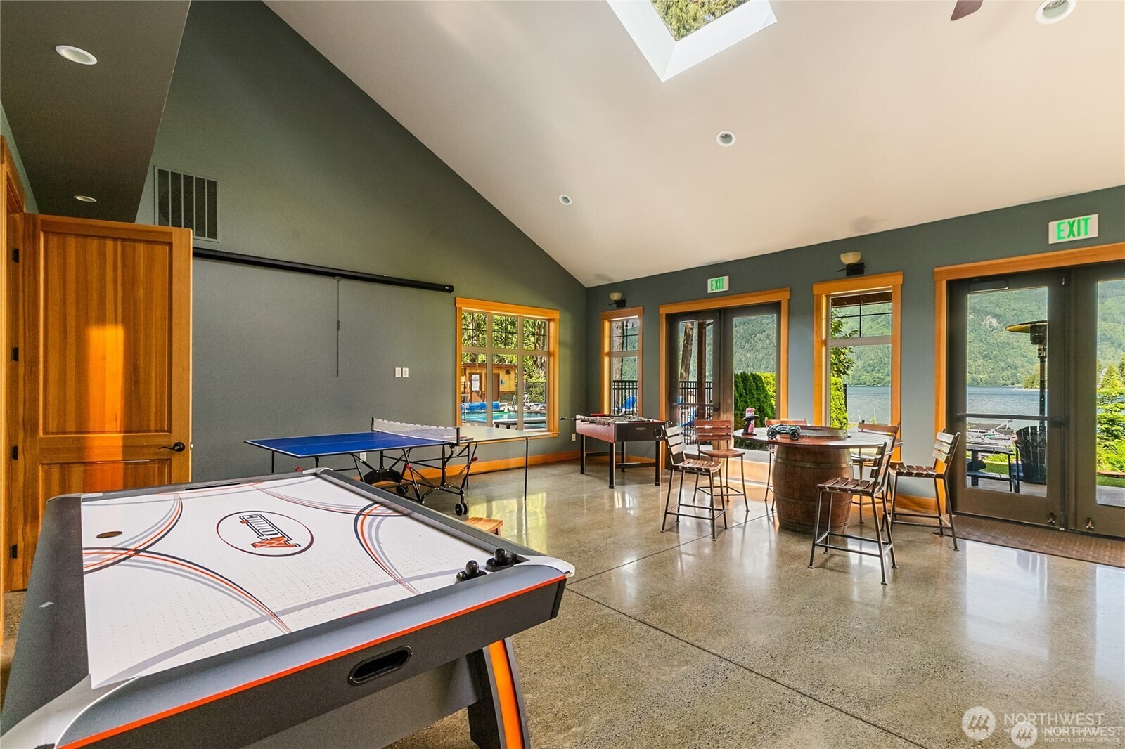 Property photo 35