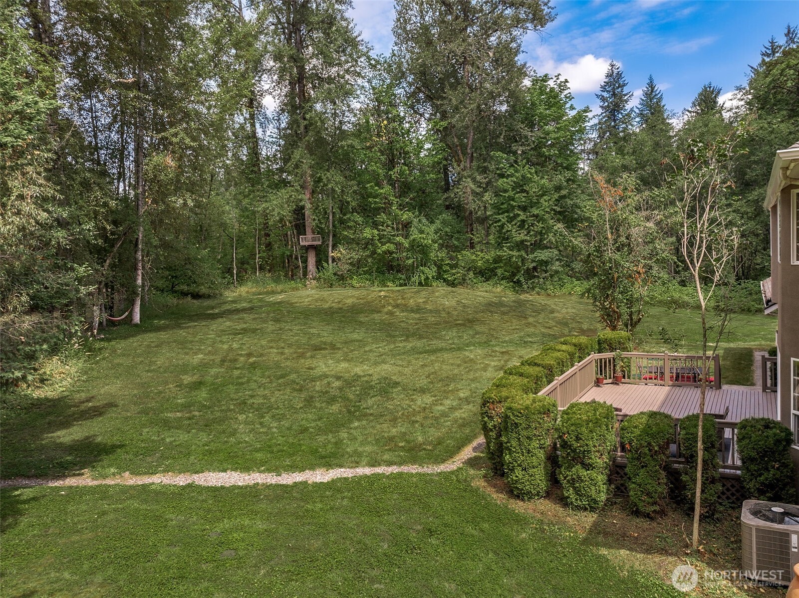 Property photo 32