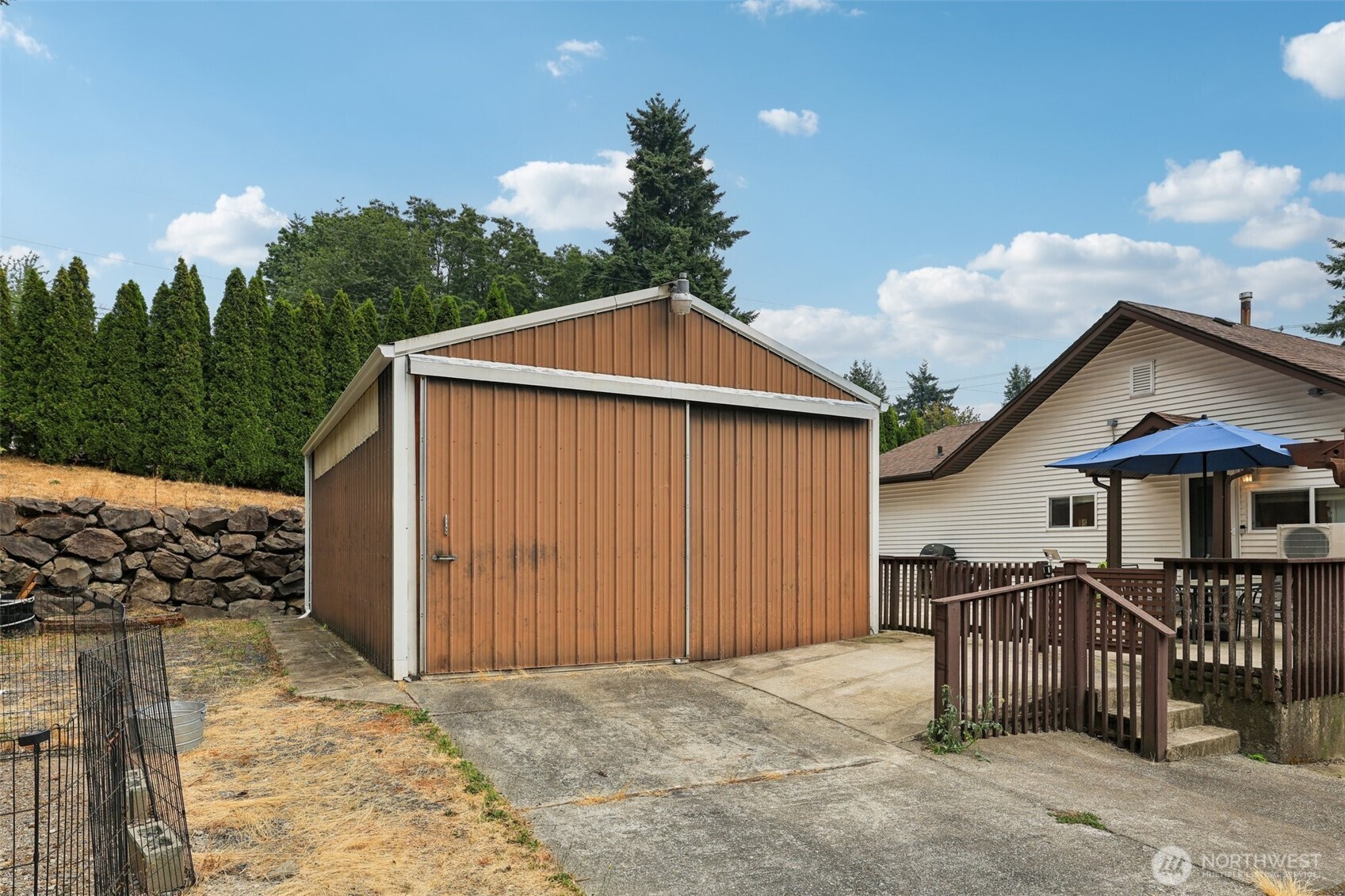 Property photo 25