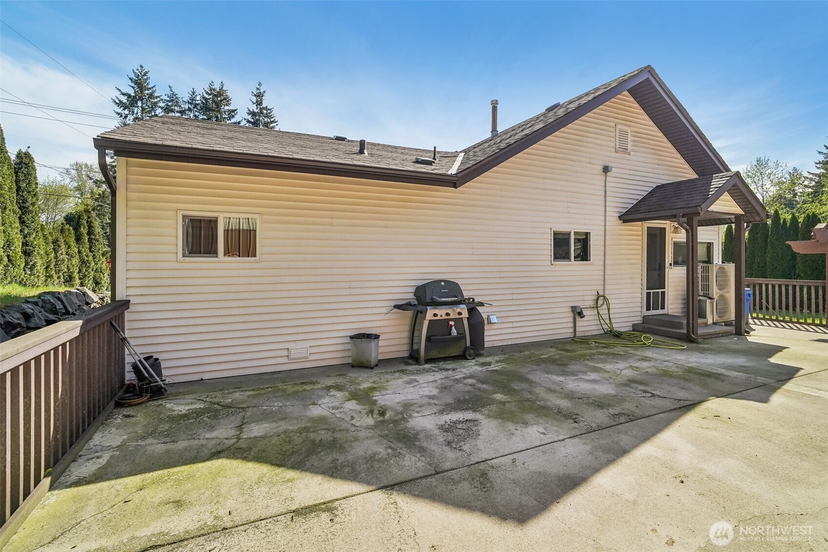 Property photo 35