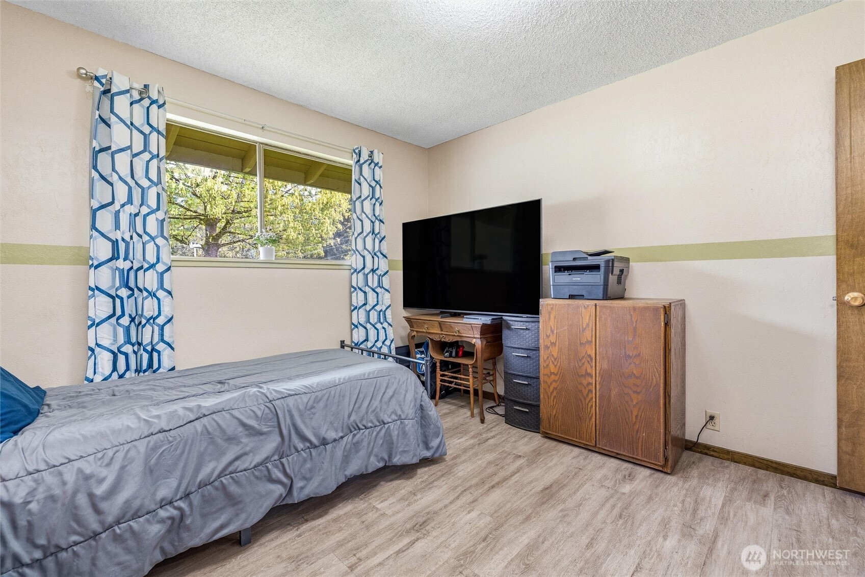 Property photo 31