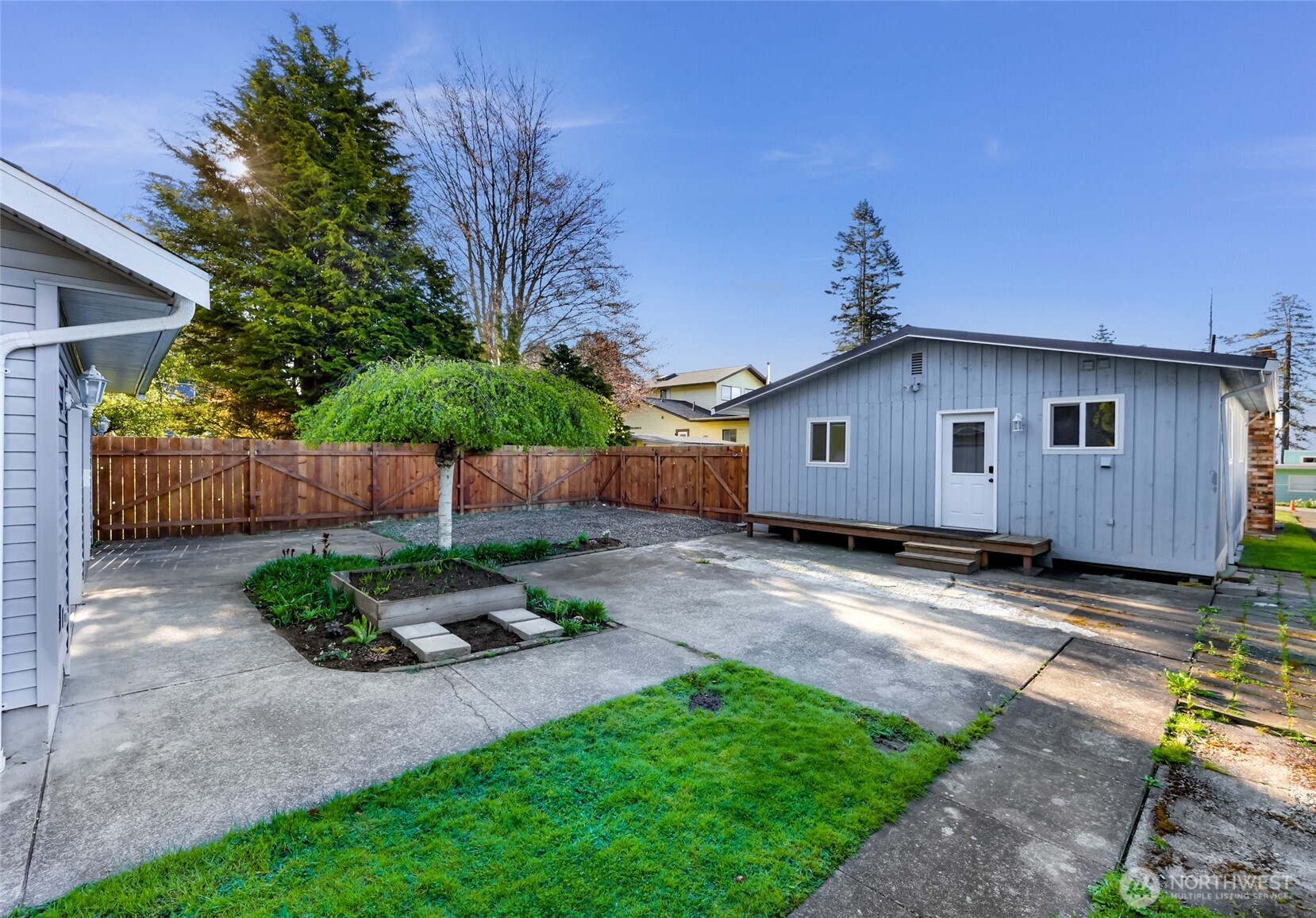 Property photo 25