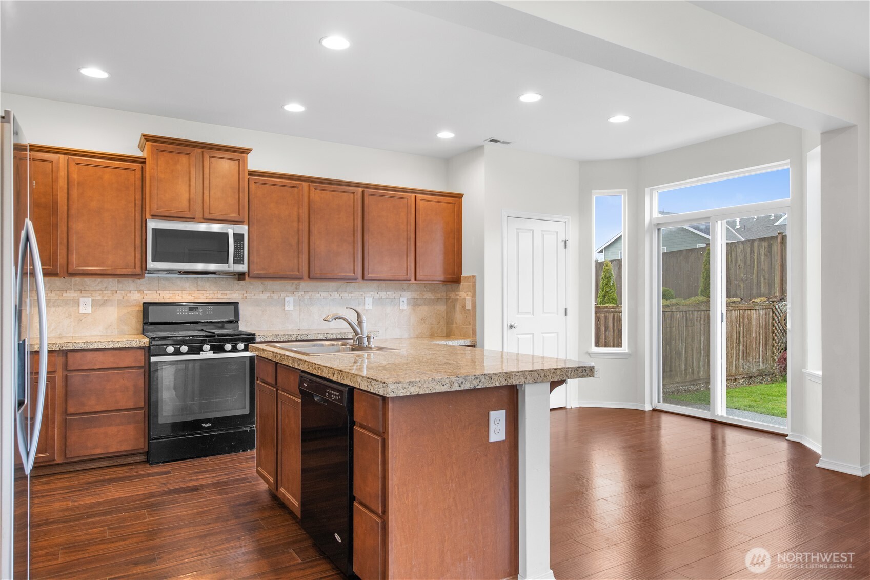 Property photo 8