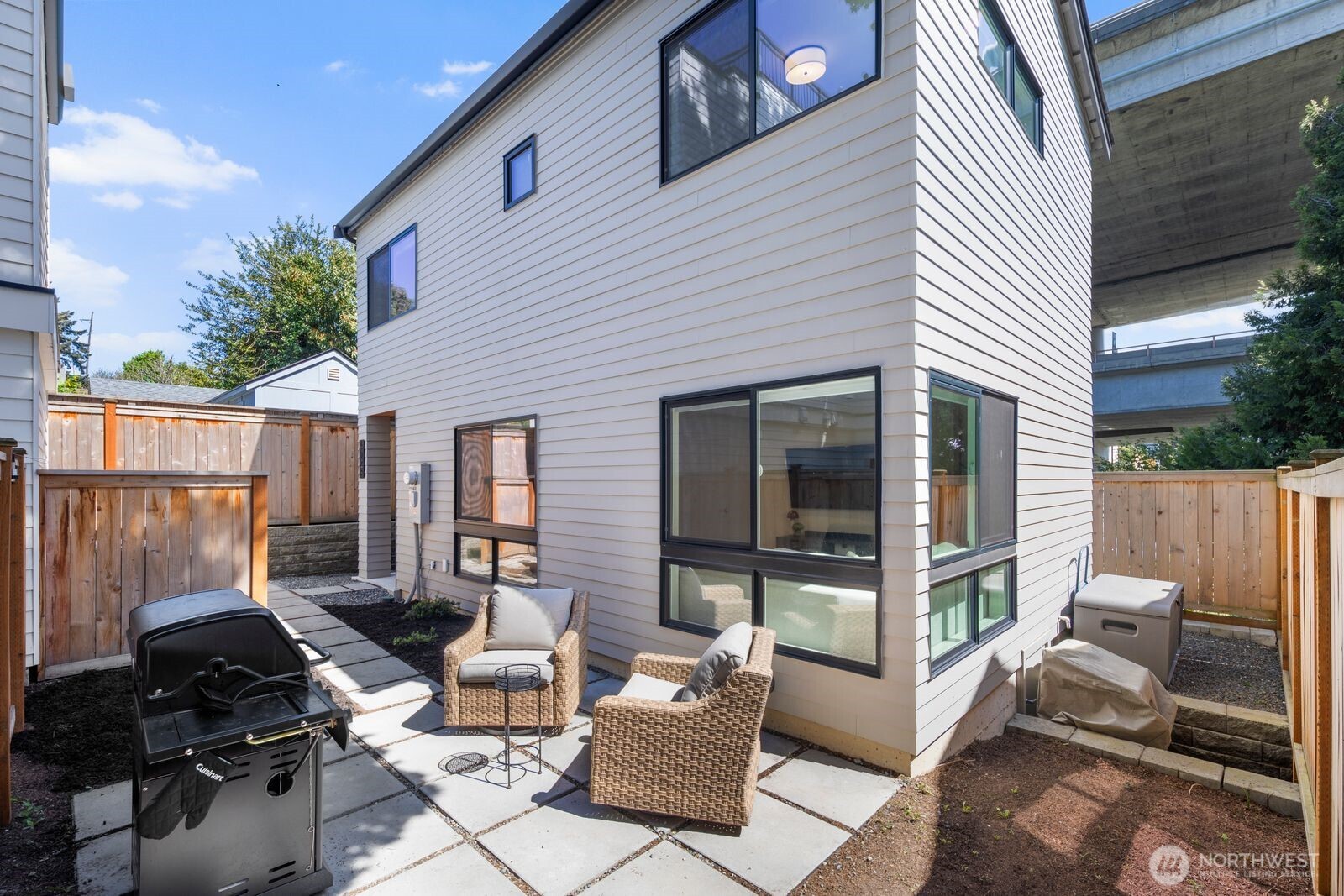 Property photo 34