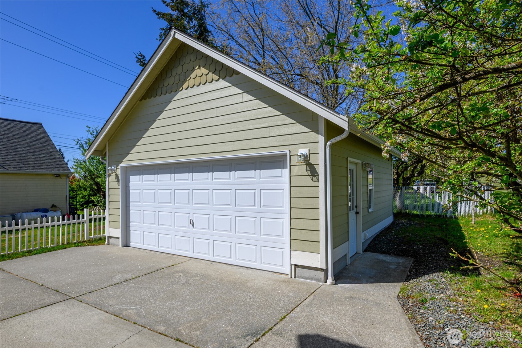 Property photo 21